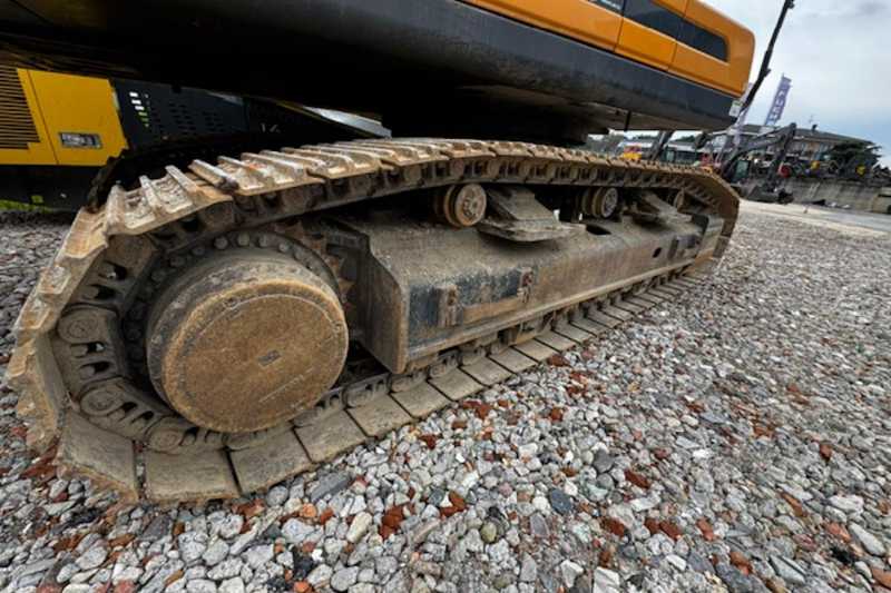 OmecoHub - Immagine HYUNDAI HX520L